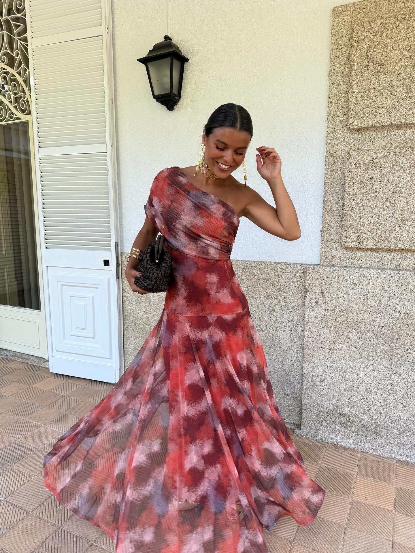 Bellucio™ | Abito lungo off-shoulder in acquerello