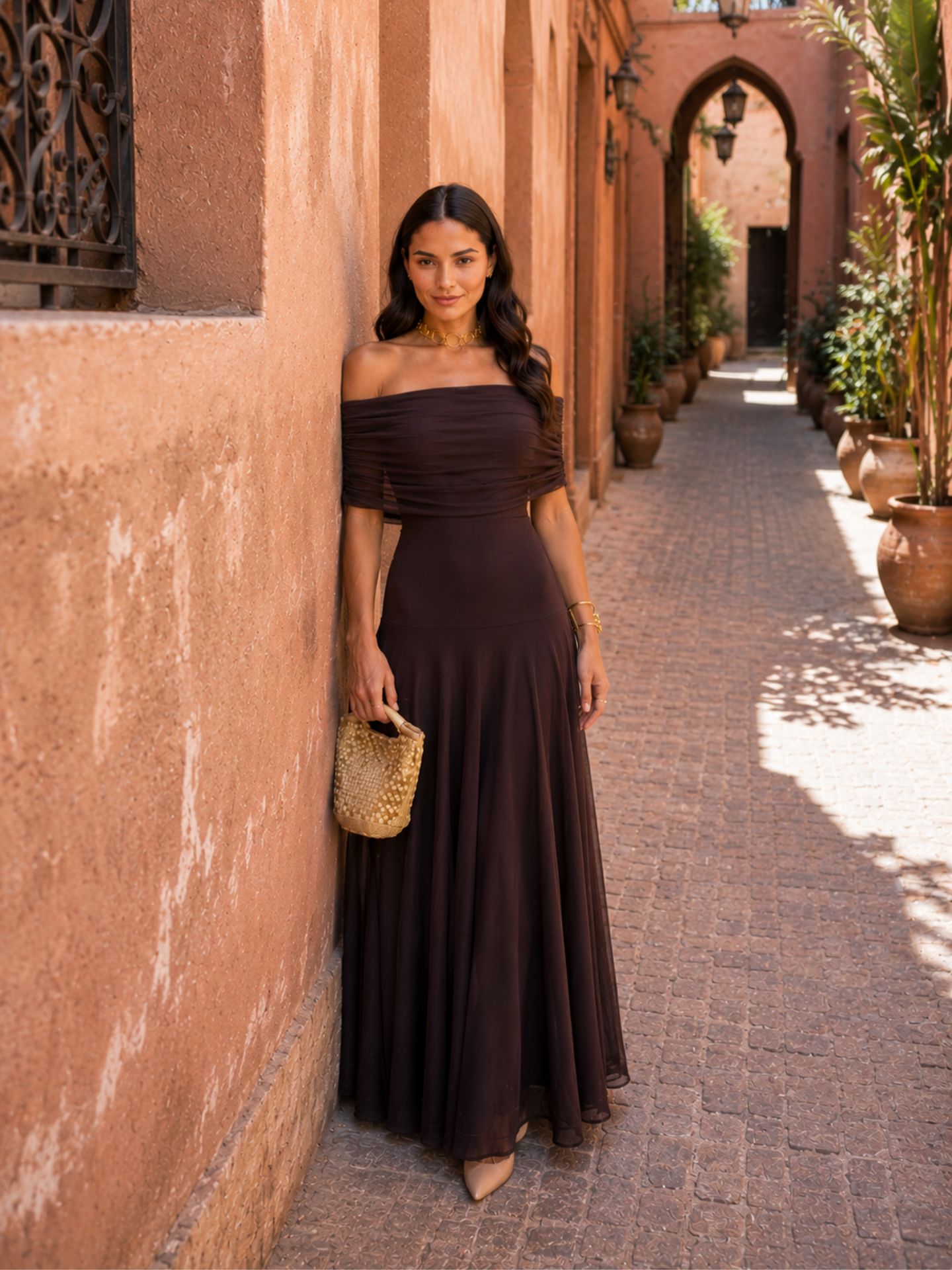 Bellucio™ | Abito Toledo in marrone