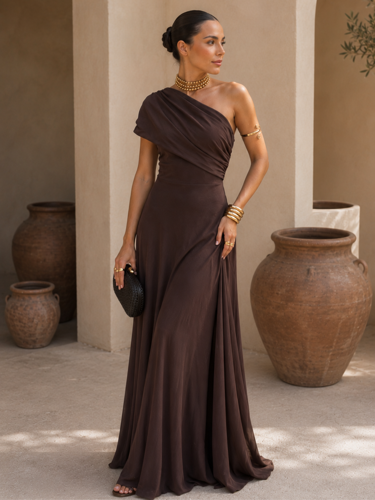 Bellucio™ | Abito Toledo in marrone