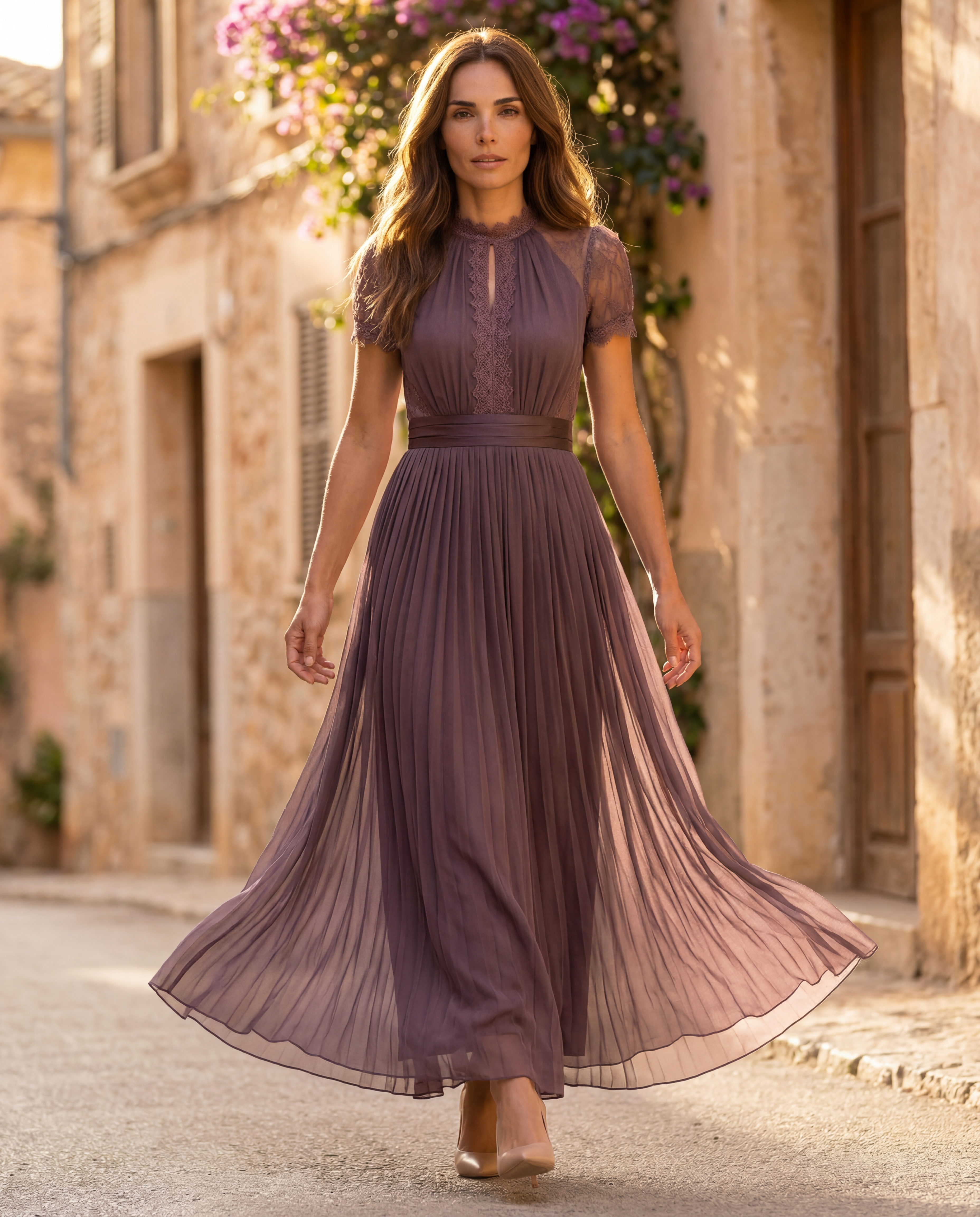 Flavia | Vestito lungo viola con scollatura a chiave, bordo in pizzo di chiffon