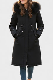 Giada | Cappotto Lungo con Cappuccio e Dettagli Chic